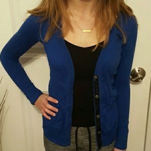 Royal blue Abercrombie kids cardigan with 2 pockets (flat) Medium